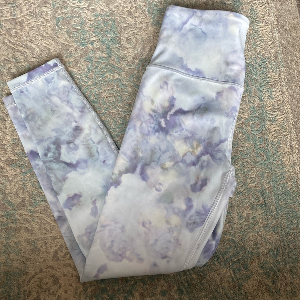 Athleta Elation Snow Dye 7/8 Tight leggings xs